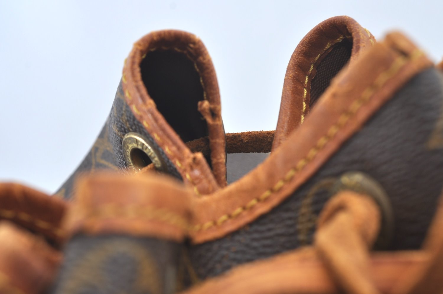 Authentic Louis Vuitton Monogram Noe Shoulder Drawstring Bag M42224 LV L0432