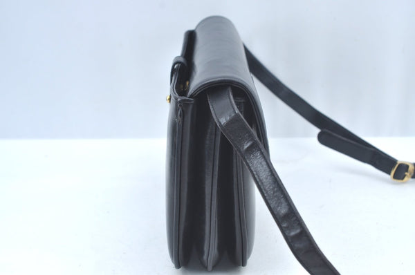 Authentic GUCCI Shoulder Cross Body Bag Purse GG Leather Black L0436