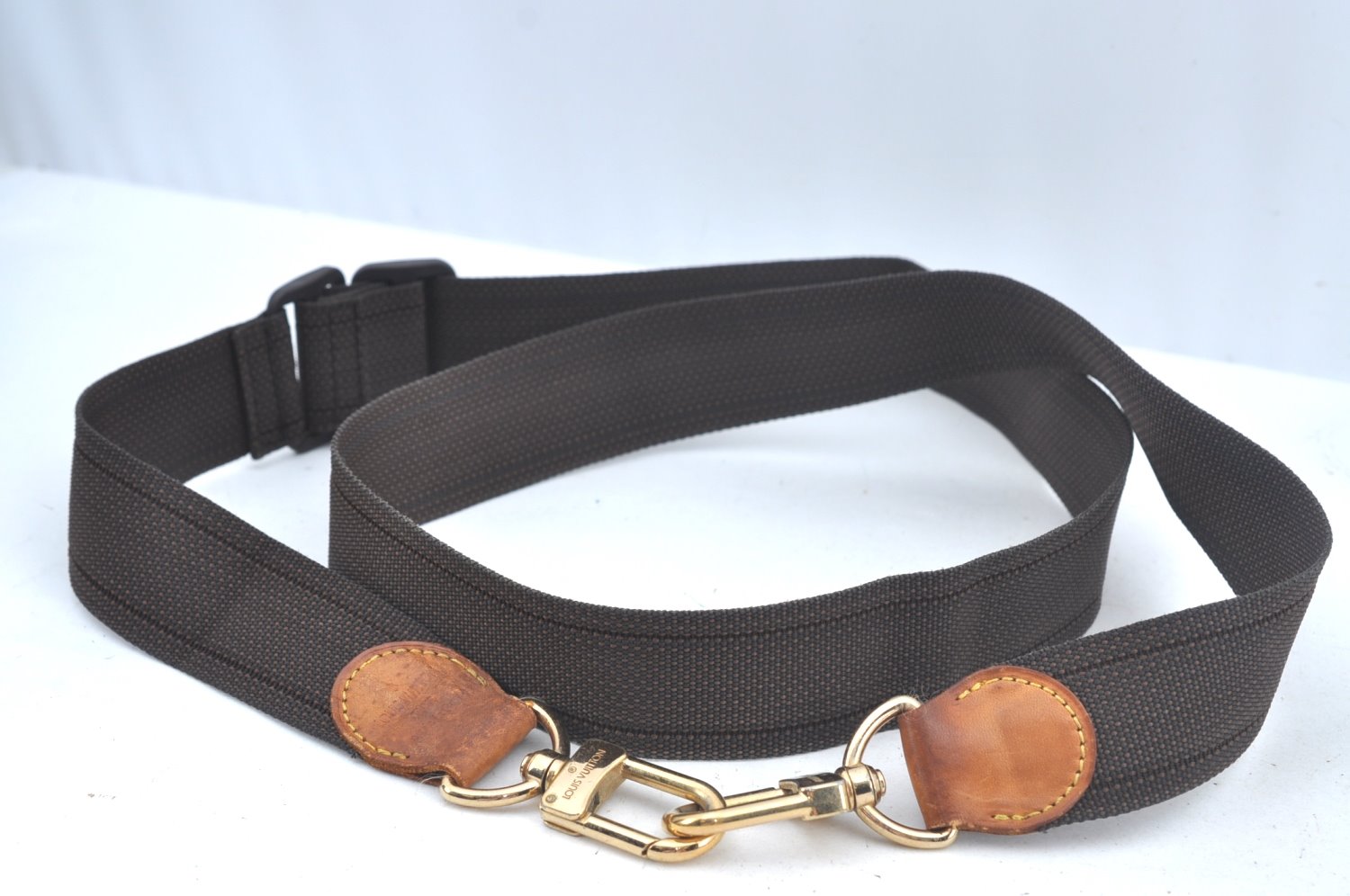 Authentic Louis Vuitton Canvas Shoulder Strap Brown 36.2-55.9