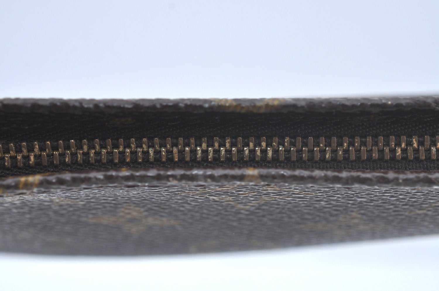 Authentic Louis Vuitton Monogram Pouch For Bucket PM LV Junk L0450