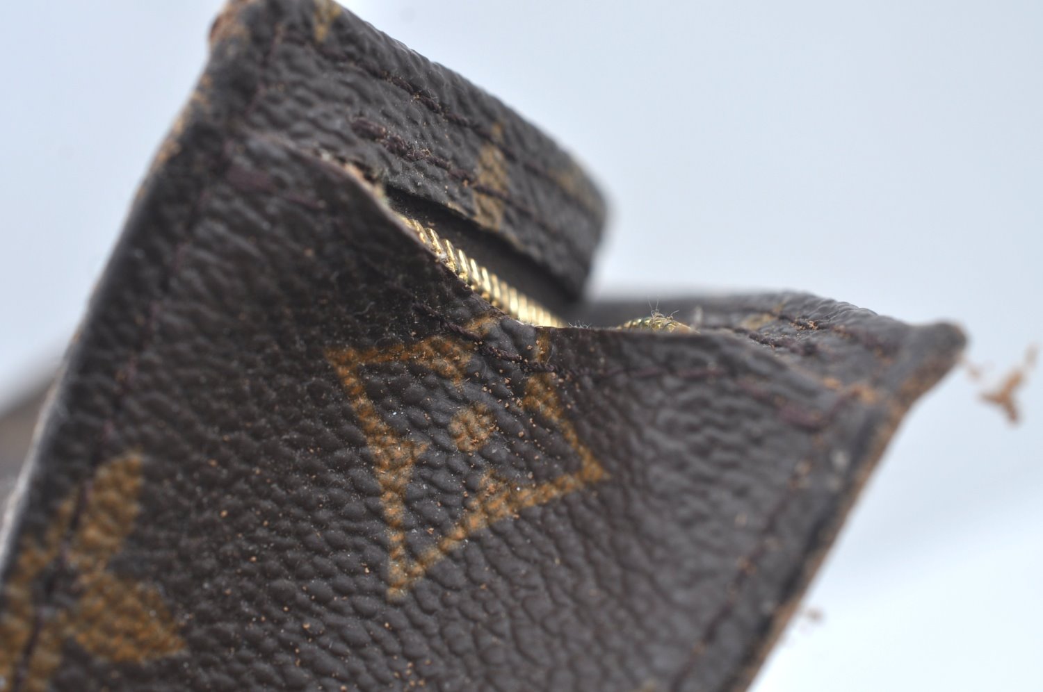 Authentic Louis Vuitton Monogram Pouch For Bucket PM LV Junk L0450