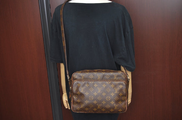 Authentic Louis Vuitton Monogram Nile Shoulder Cross Body Bag Old Model LV L0454