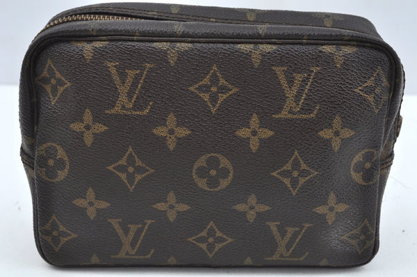 Auth Louis Vuitton Monogram Trousse Toilette 18 Clutch Hand Bag LV Junk L0455