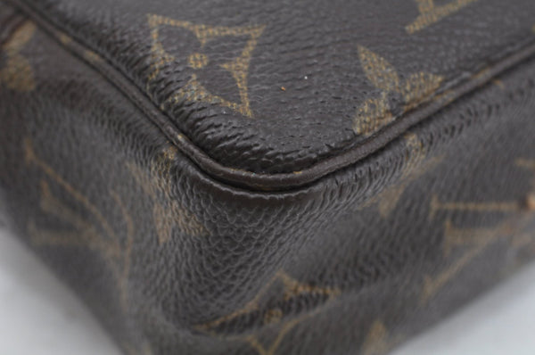 Auth Louis Vuitton Monogram Trousse Toilette 18 Clutch Hand Bag LV Junk L0455