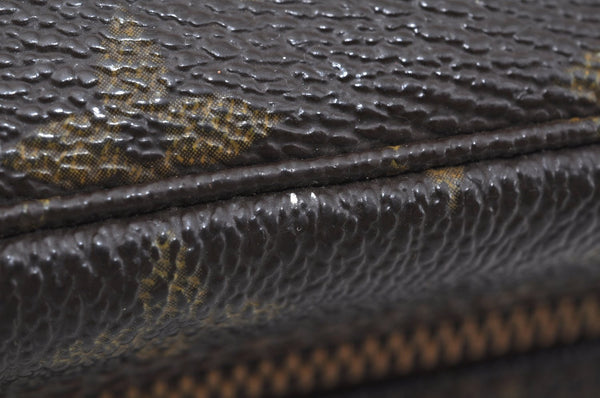 Auth Louis Vuitton Monogram Trousse Toilette 18 Clutch Hand Bag LV Junk L0455