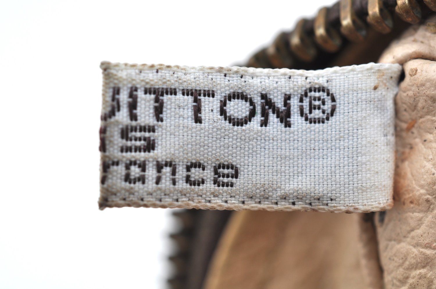 Auth Louis Vuitton Monogram Trousse Toilette 18 Clutch Hand Bag LV Junk L0455