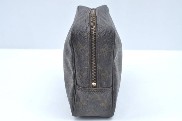 Auth Louis Vuitton Monogram Trousse Toilette 23 Clutch Hand Bag M47524 LV L0456