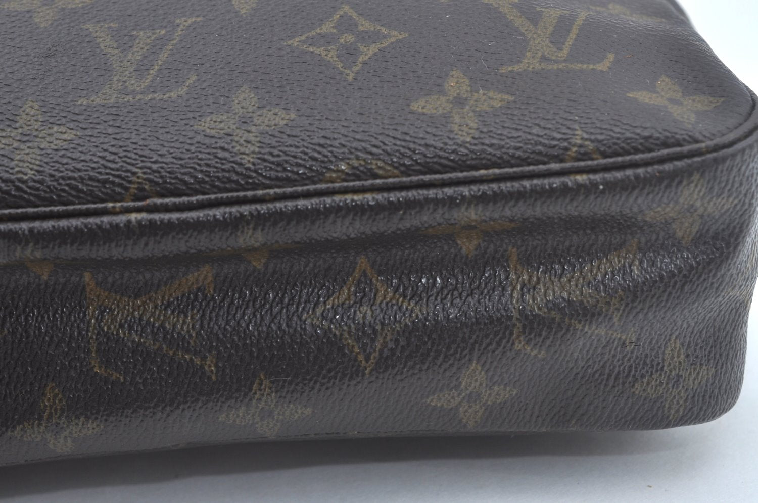 Auth Louis Vuitton Monogram Trousse Toilette 23 Clutch Hand Bag M47524 LV L0456