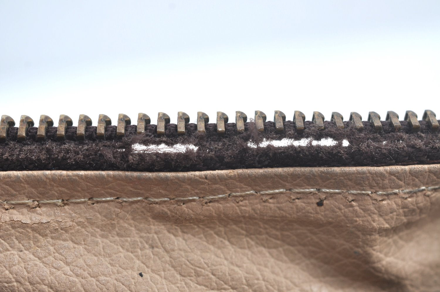 Auth Louis Vuitton Monogram Trousse Toilette 23 Clutch Hand Bag M47524 LV L0456