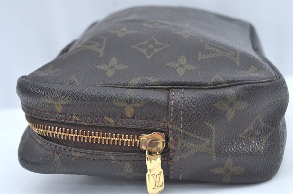 Auth Louis Vuitton Monogram Trousse Toilette 23 Clutch Hand Bag M47524 LV L0458