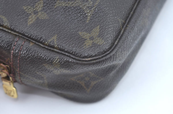 Auth Louis Vuitton Monogram Trousse Toilette 23 Clutch Hand Bag M47524 LV L0458