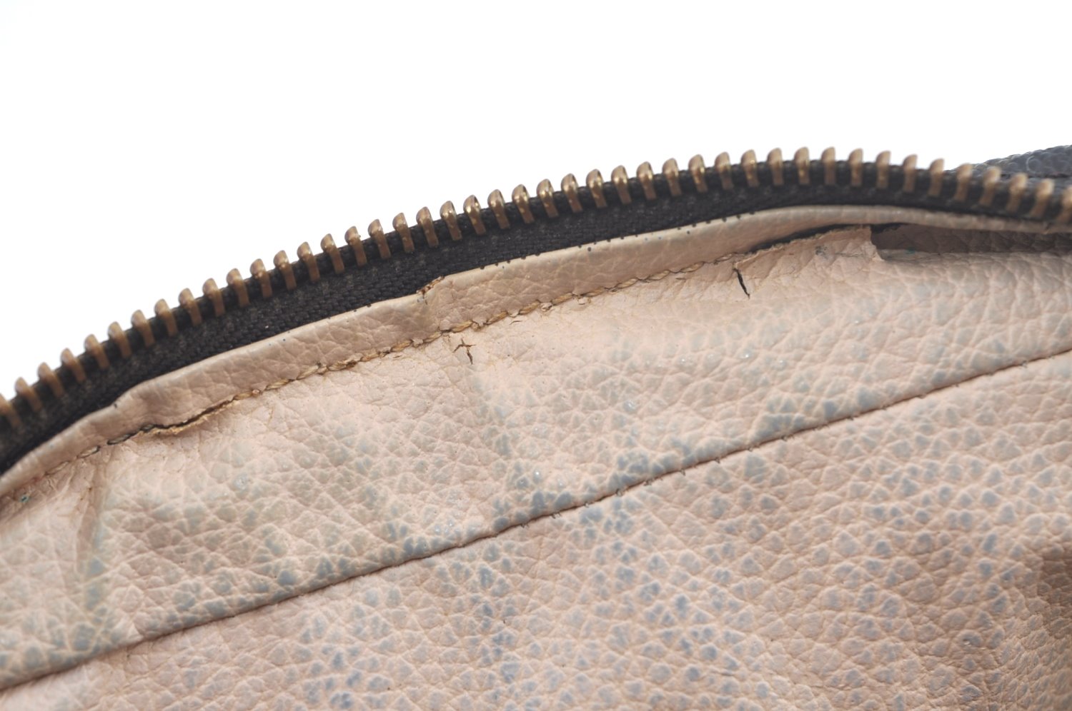 Auth Louis Vuitton Monogram Trousse Toilette 23 Clutch Hand Bag M47524 LV L0458