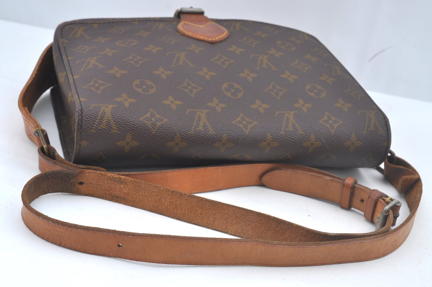 Authentic Louis Vuitton Monogram Cartouchiere GM M51252 Shoulder Cross Bag Junk L0459
