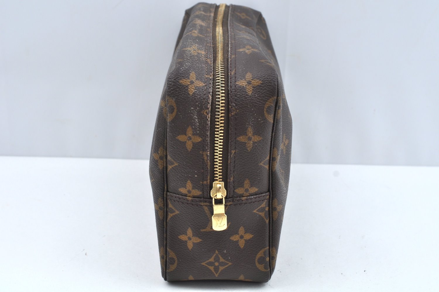Auth Louis Vuitton Monogram Trousse Toilette 28 Clutch Hand Bag Junk L0461