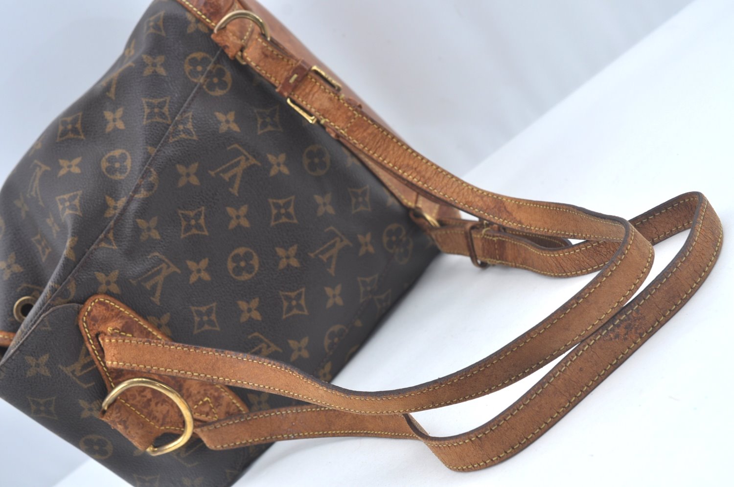 Authentic Louis Vuitton Monogram Montsouris PM Backpack M51137 LV L0463