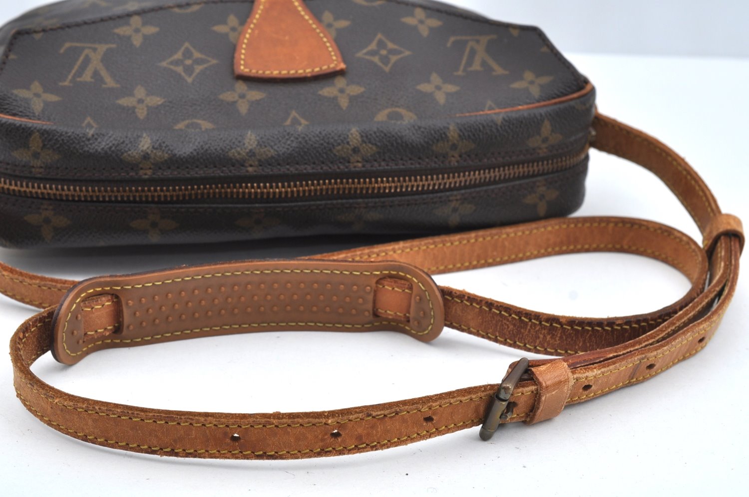 Authentic Louis Vuitton Monogram Jeune Fille MM Shoulder Cross Bag Junk L0468