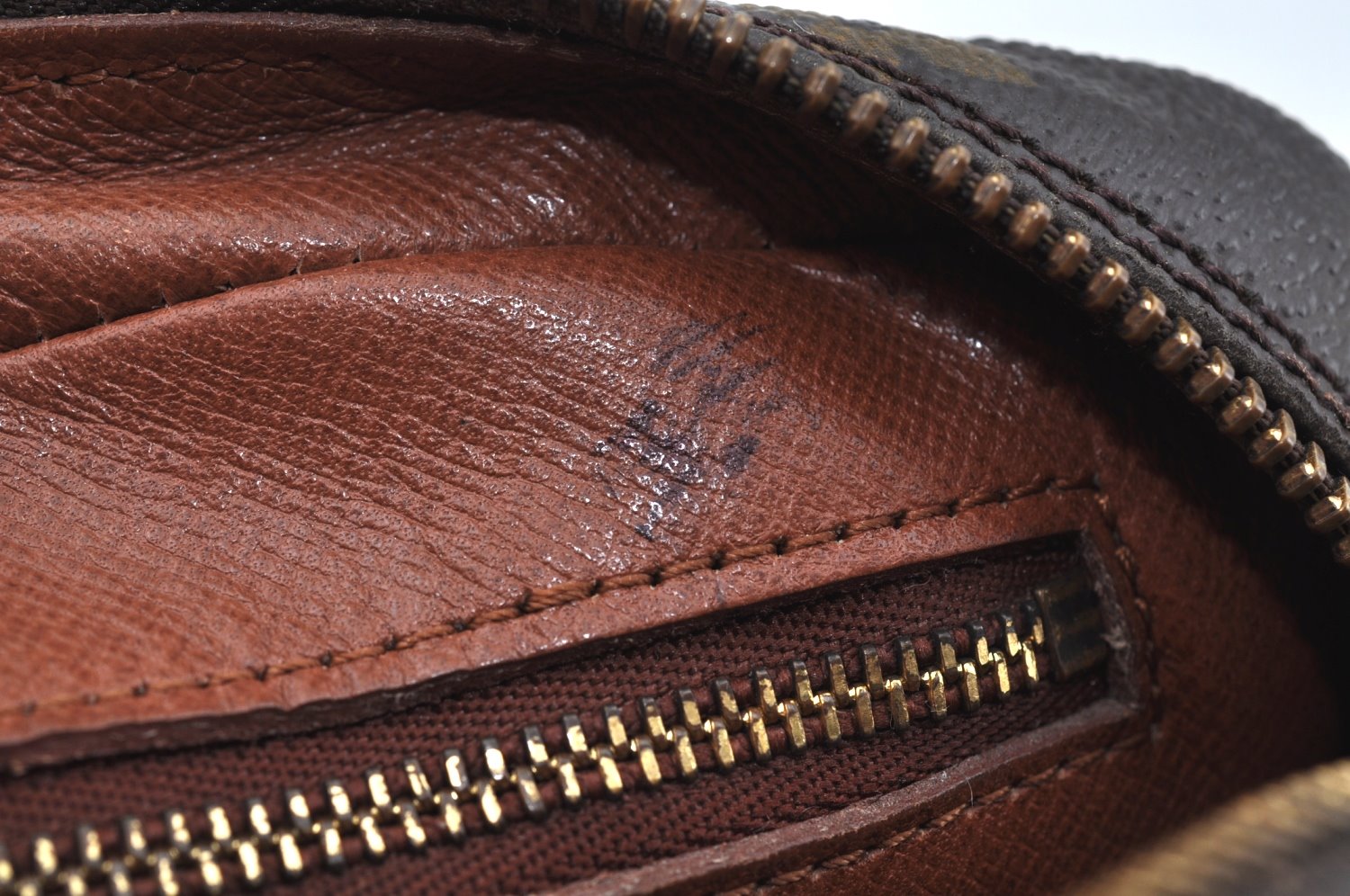 Authentic Louis Vuitton Monogram Jeune Fille MM Shoulder Cross Bag Junk L0468