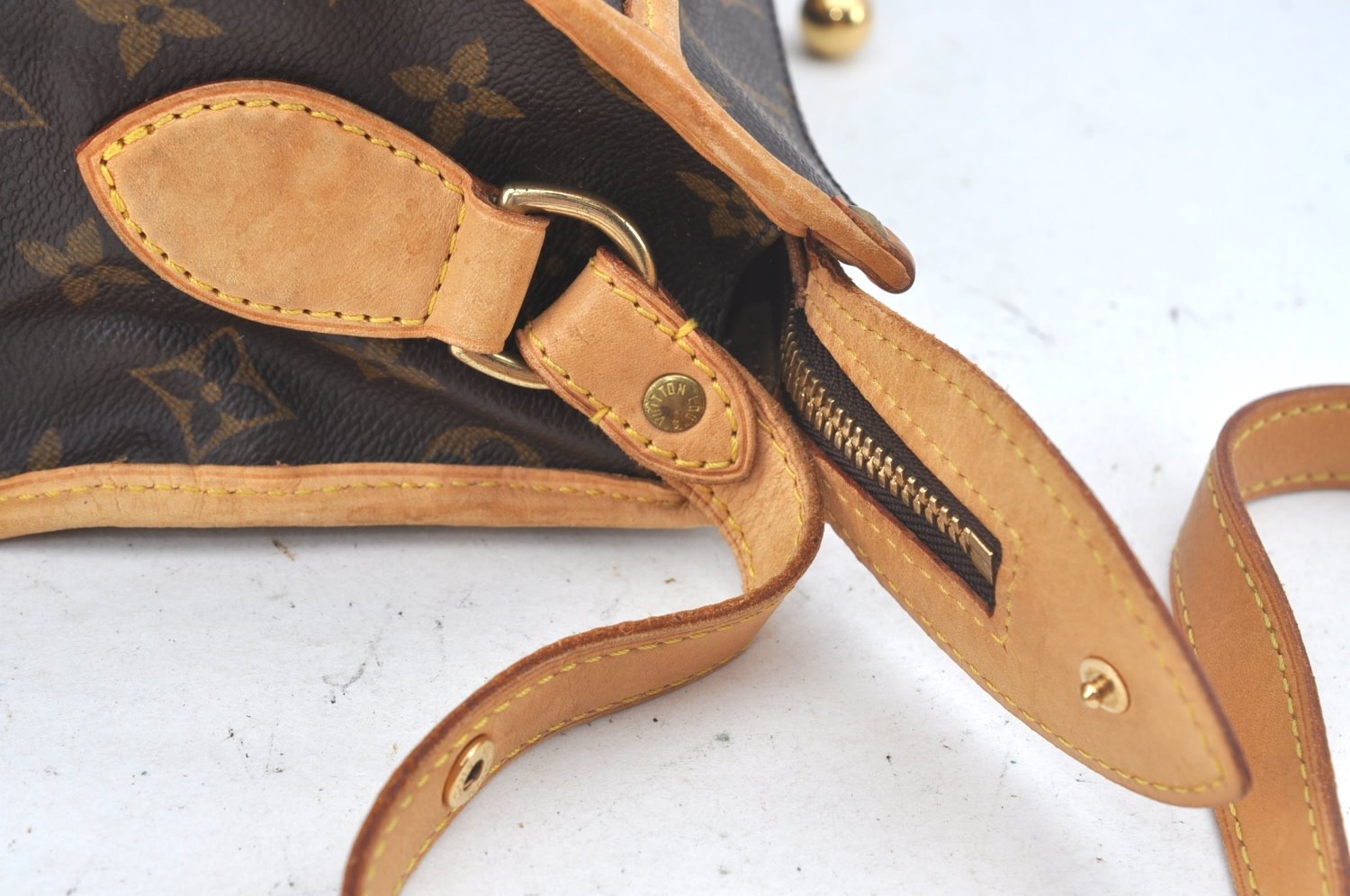 Auth Louis Vuitton Monogram Popincourt Long Shoulder Cross Bag M40008 LV L0470