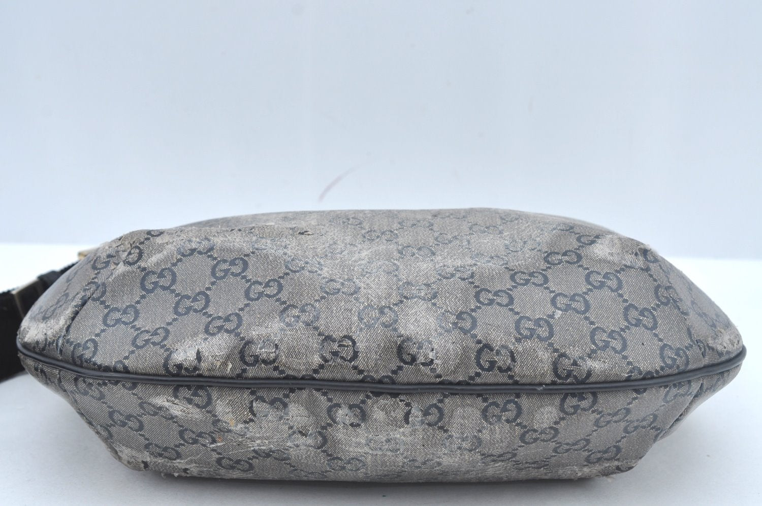Authentic GUCCI GG Crystal Shoulder Cross Body Bag Purse PVC Leather Black L0471