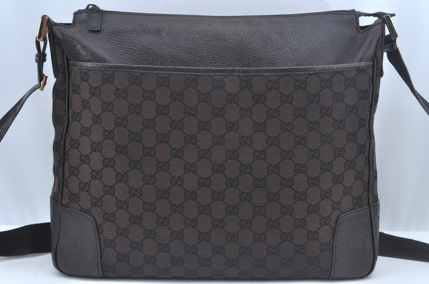 Authentic GUCCI Shoulder Cross Body Bag GG Canvas Leather Brown L0478