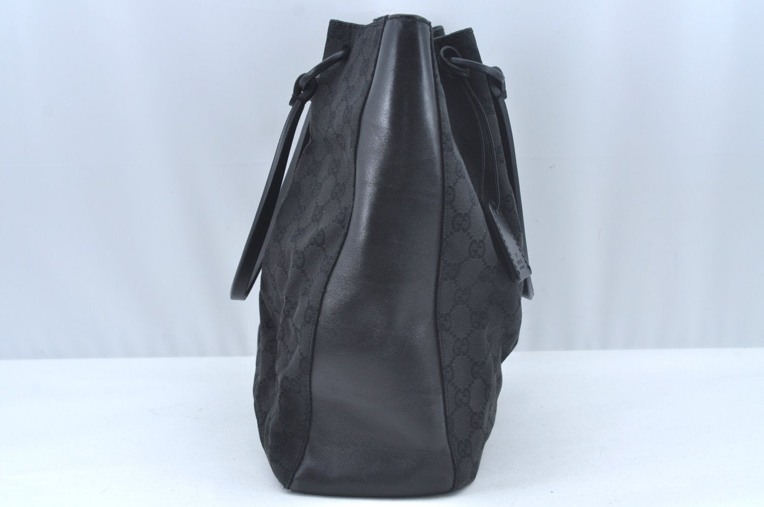Authentic GUCCI Vintage Hand Tote Bag GG Canvas Leather Black L0498