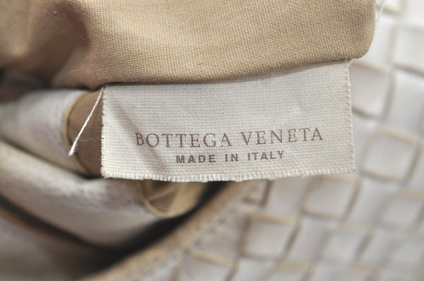 Authentic BOTTEGA VENETA Intrecciato Leather Shoulder Bag White L0501