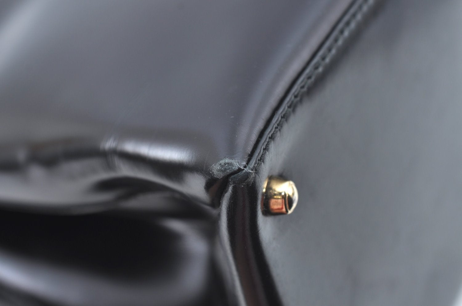 Authentic GUCCI Hand Bag Leather Black Junk L0505