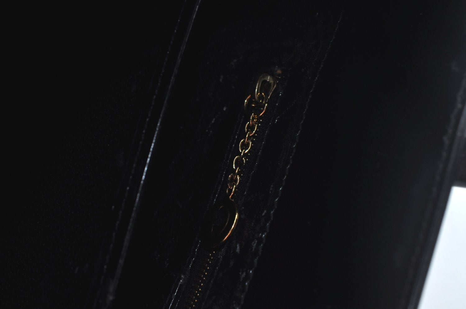 Authentic GUCCI Hand Bag Leather Black Junk L0505