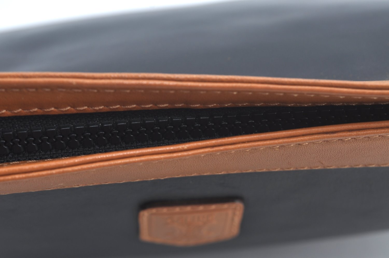 Authentic CELINE Clutch Hand Bag Purse Leather Black Brown L0506