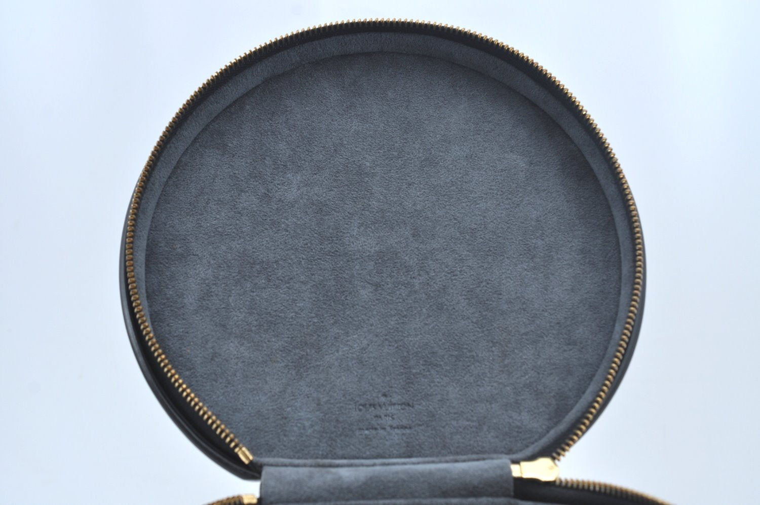 Authentic Louis Vuitton Epi Cannes Cosmetic Hand Bag Purse Black M48032 LV L0519