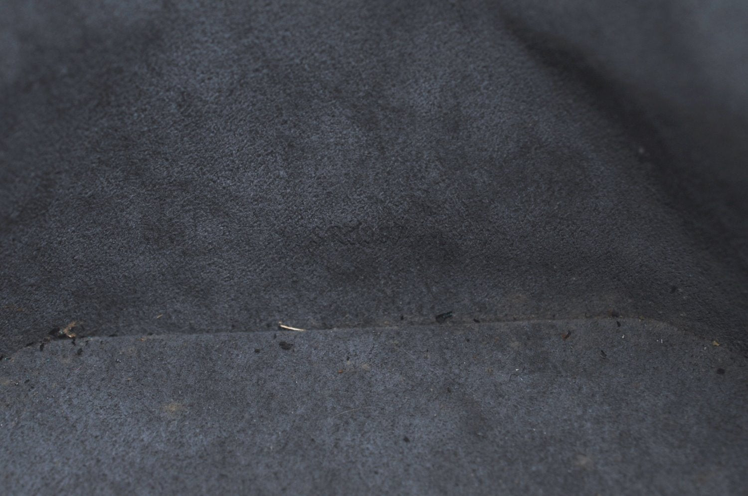 Authentic Louis Vuitton Epi Cannes Cosmetic Hand Bag Purse Black M48032 LV L0519