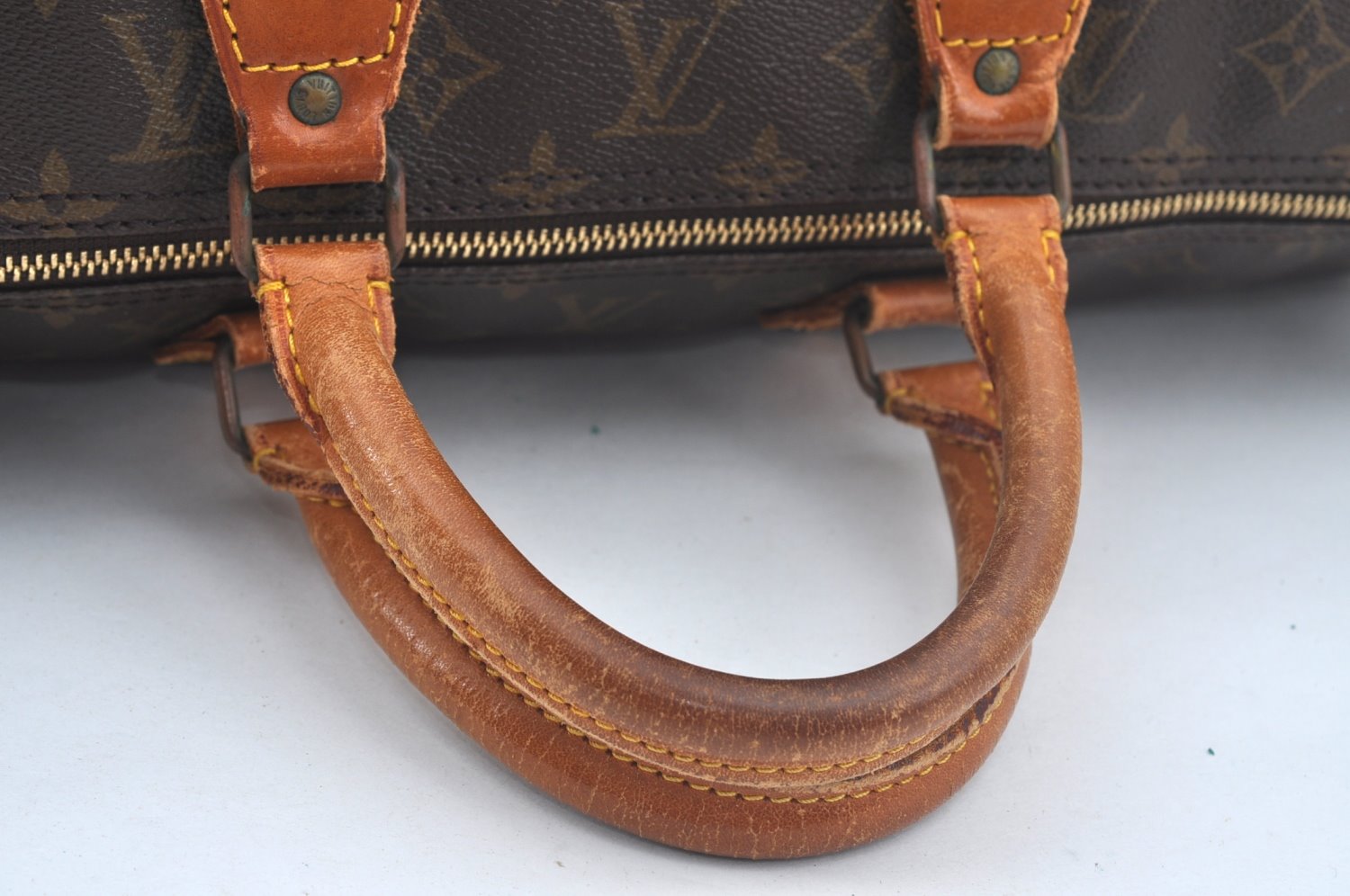 Authentic Louis Vuitton Monogram Speedy 40 Hand Boston Bag Old Model LV L0520