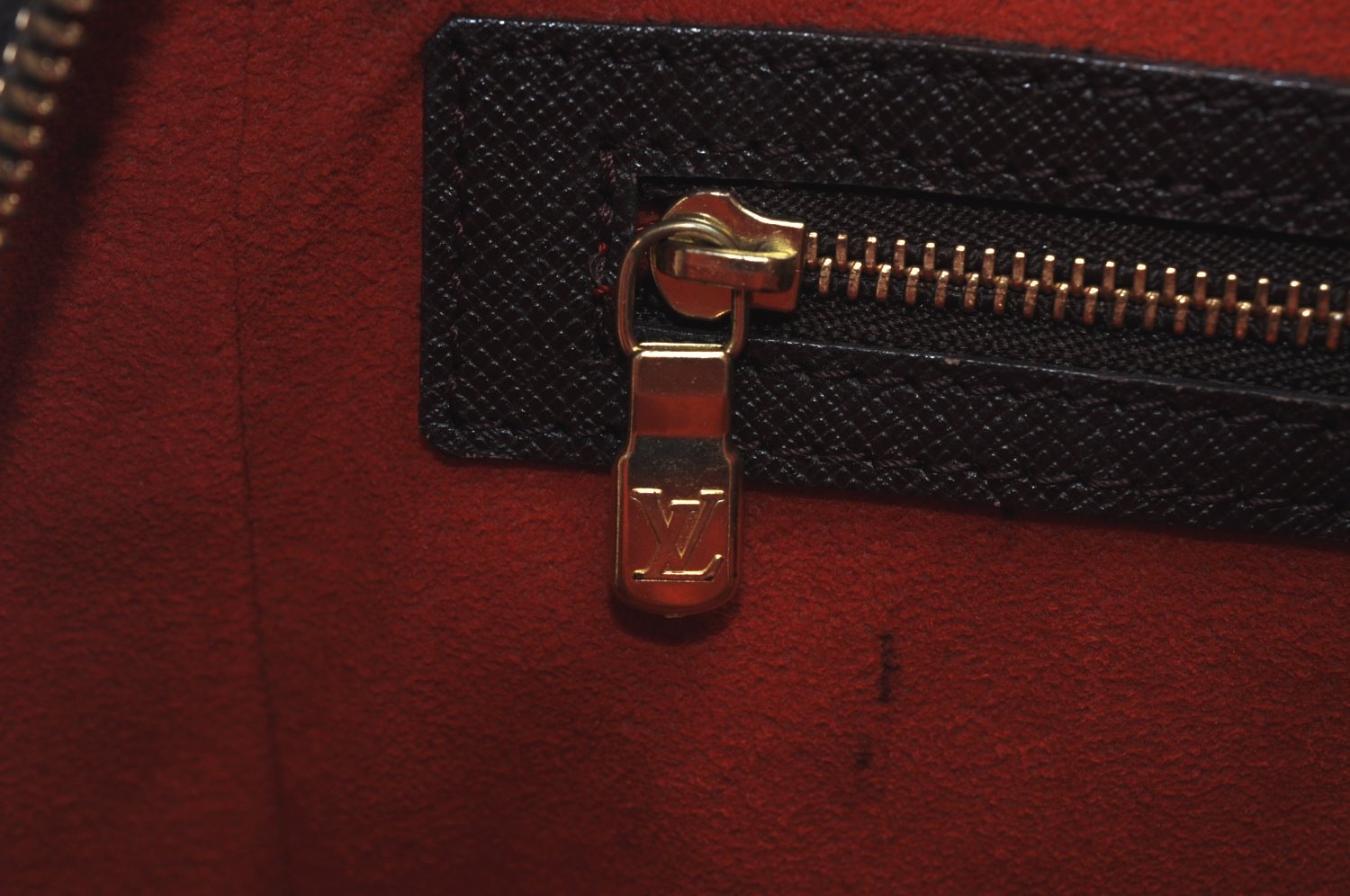 Authentic Louis Vuitton Damier Triana Hand Bag Purse N51155 LV L0521