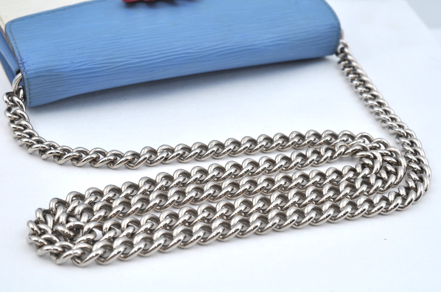 Auth Louis Vuitton Epi Tribal Mask Shoulder Cross Body Bag White M60795 LV L0527