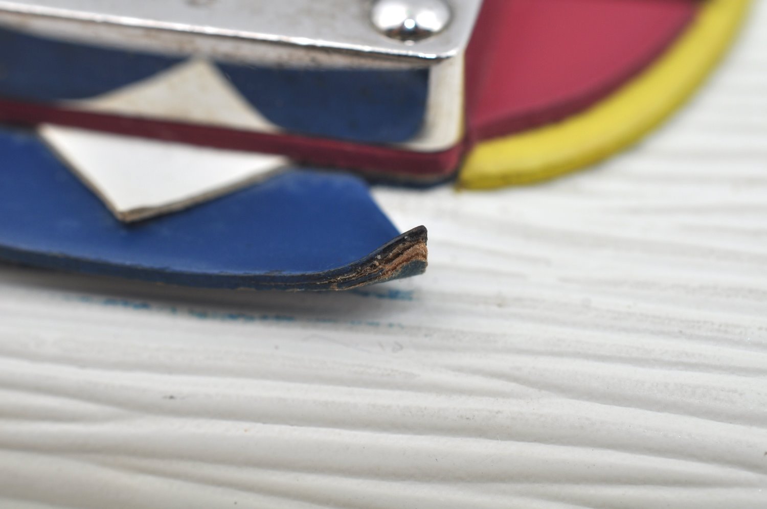 Auth Louis Vuitton Epi Tribal Mask Shoulder Cross Body Bag White M60795 LV L0527