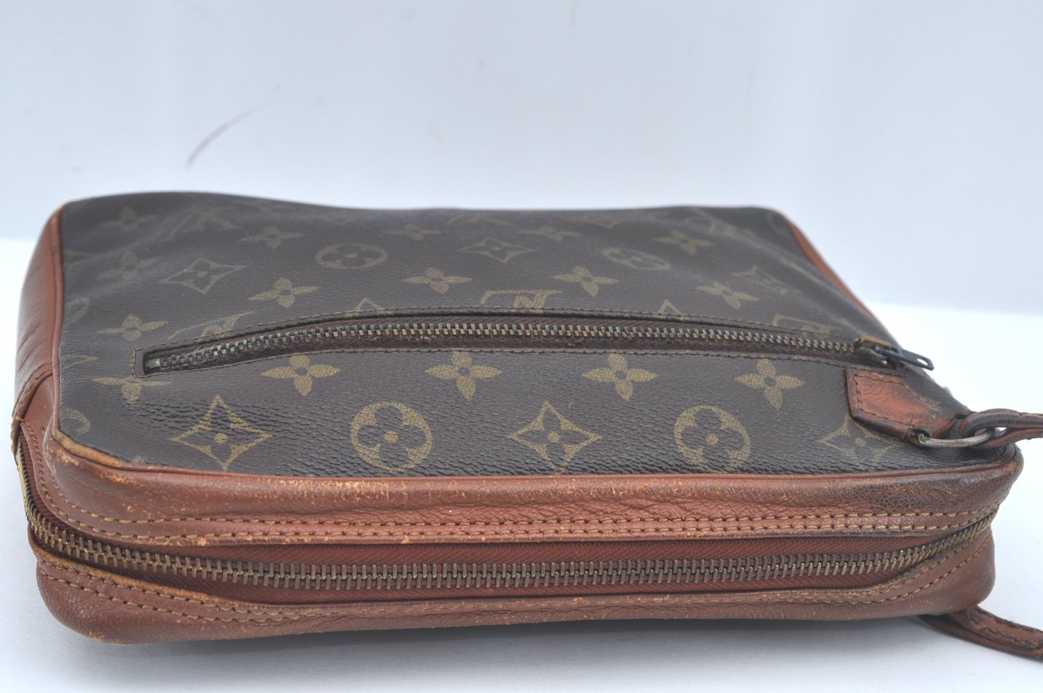 Authentic Louis Vuitton Monogram Pochette Sport Clutch Hand Bag Old Model L0530