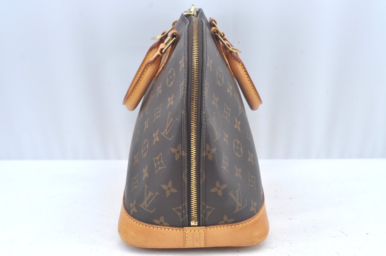Authentic Louis Vuitton Monogram Alma Hand Bag Purse M51130 LV L0532