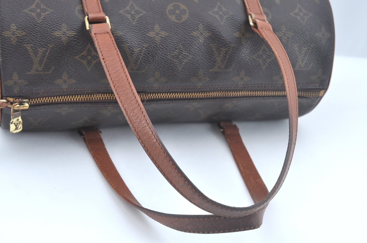 Authentic Louis Vuitton Monogram Papillon 30 Hand Bag Old Model LV L0543