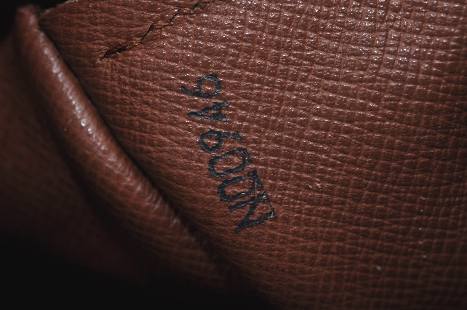 Authentic Louis Vuitton Monogram Papillon 30 Hand Bag Old Model LV L0543