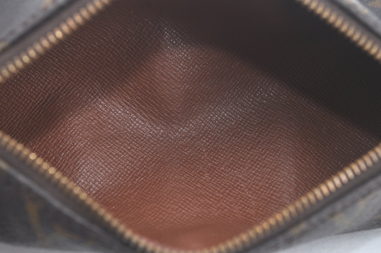 Authentic Louis Vuitton Monogram Papillon 30 Hand Bag Old Model LV L0543