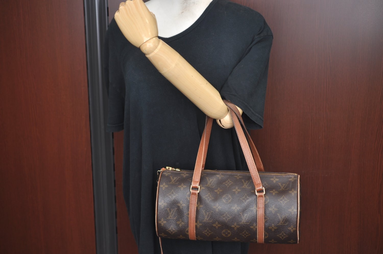 Authentic Louis Vuitton Monogram Papillon 30 Hand Bag Old Model LV L0543