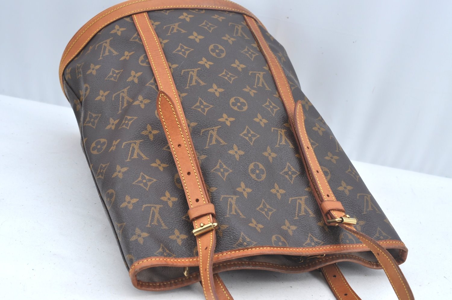 Authentic Louis Vuitton Monogram Bucket GM Shoulder Tote Bag M42236 Junk L0546