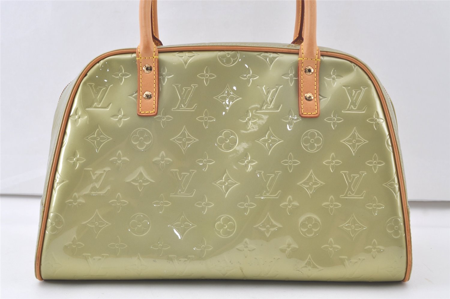 Auth Louis Vuitton Vernis Tompkins Square Hand Bag Light Green M91150 LV L0548