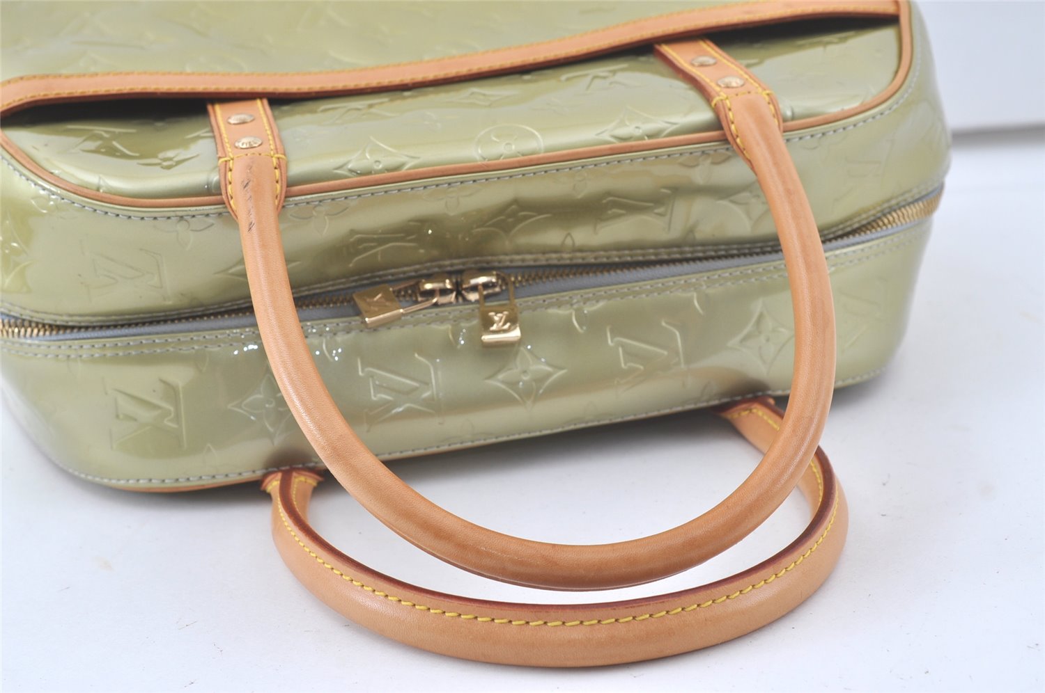 Auth Louis Vuitton Vernis Tompkins Square Hand Bag Light Green M91150 LV L0548