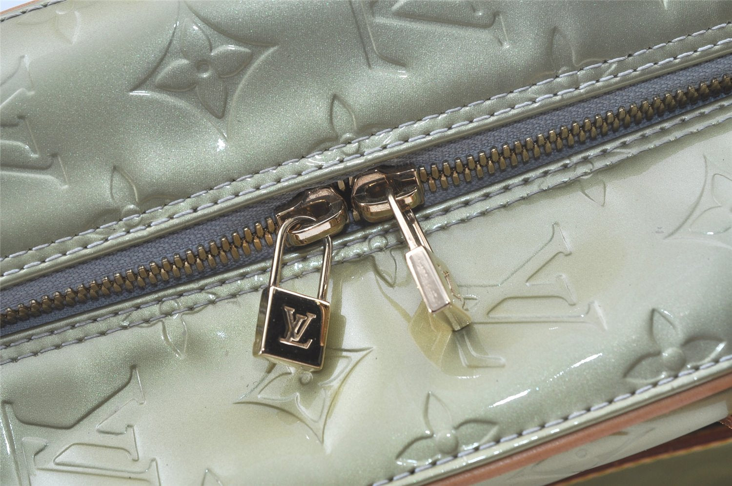 Auth Louis Vuitton Vernis Tompkins Square Hand Bag Light Green M91150 LV L0548