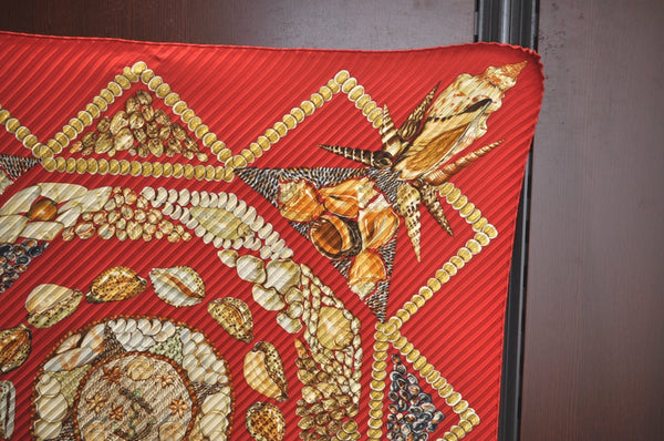 Authentic HERMES Pleats Scarf Shell Motif Silk Red Box L0596