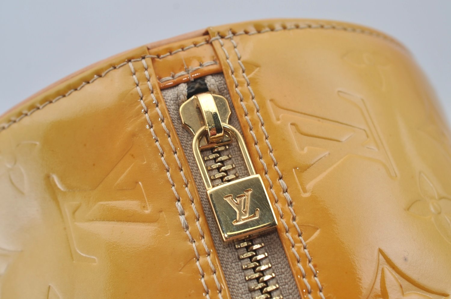 Authentic Louis Vuitton Vernis Bedford Hand Bag Yellow Beige M91006 LV L0602