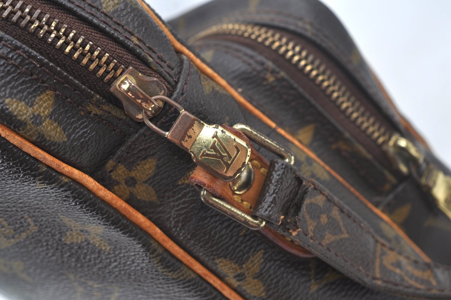 Authentic Louis Vuitton Monogram Amazone Shoulder Cross Body Bag M45236 LV L0604