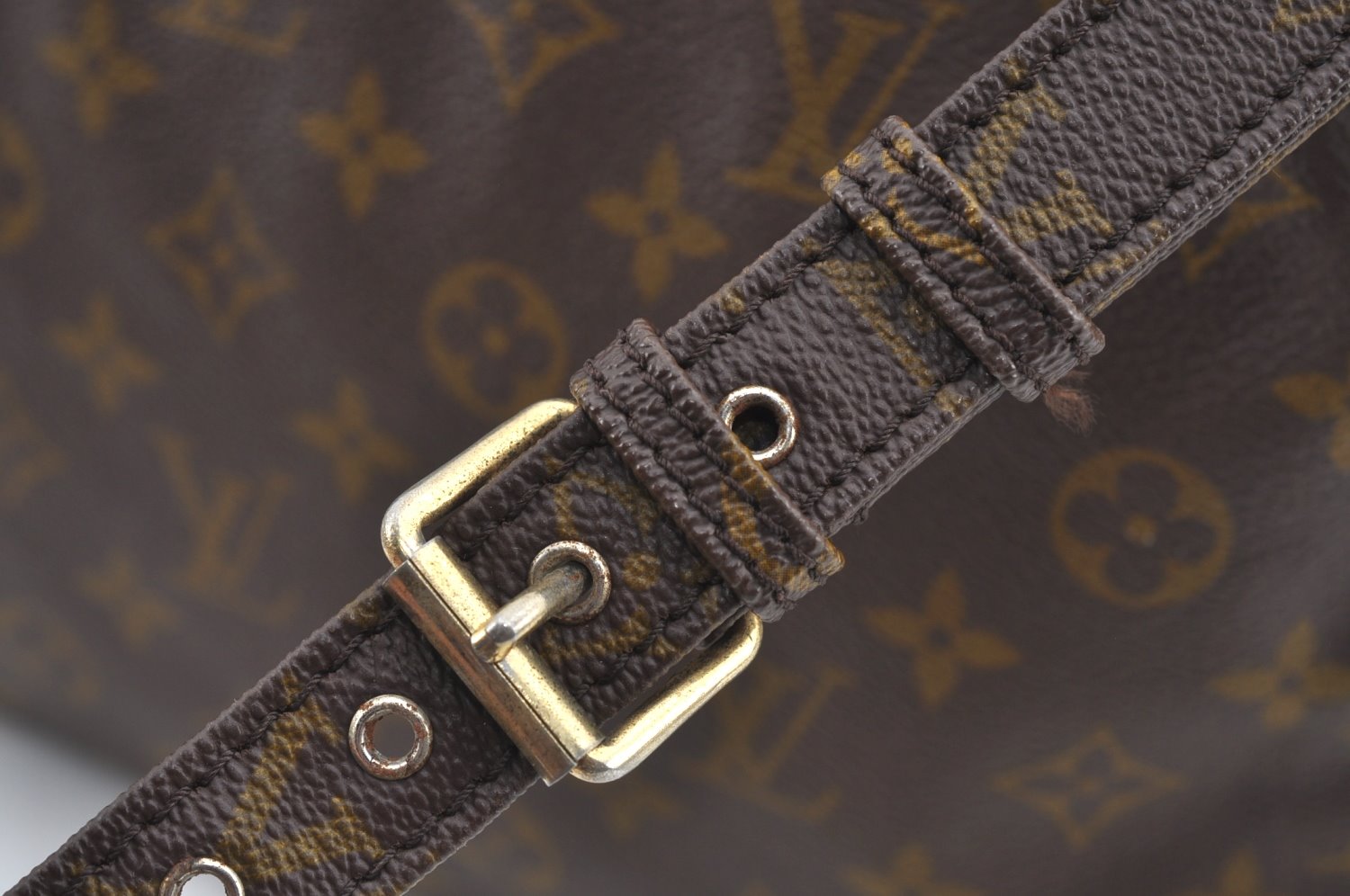 Authentic Louis Vuitton Monogram Nile 34 Shoulder Cross Body Bag Old Model L0605