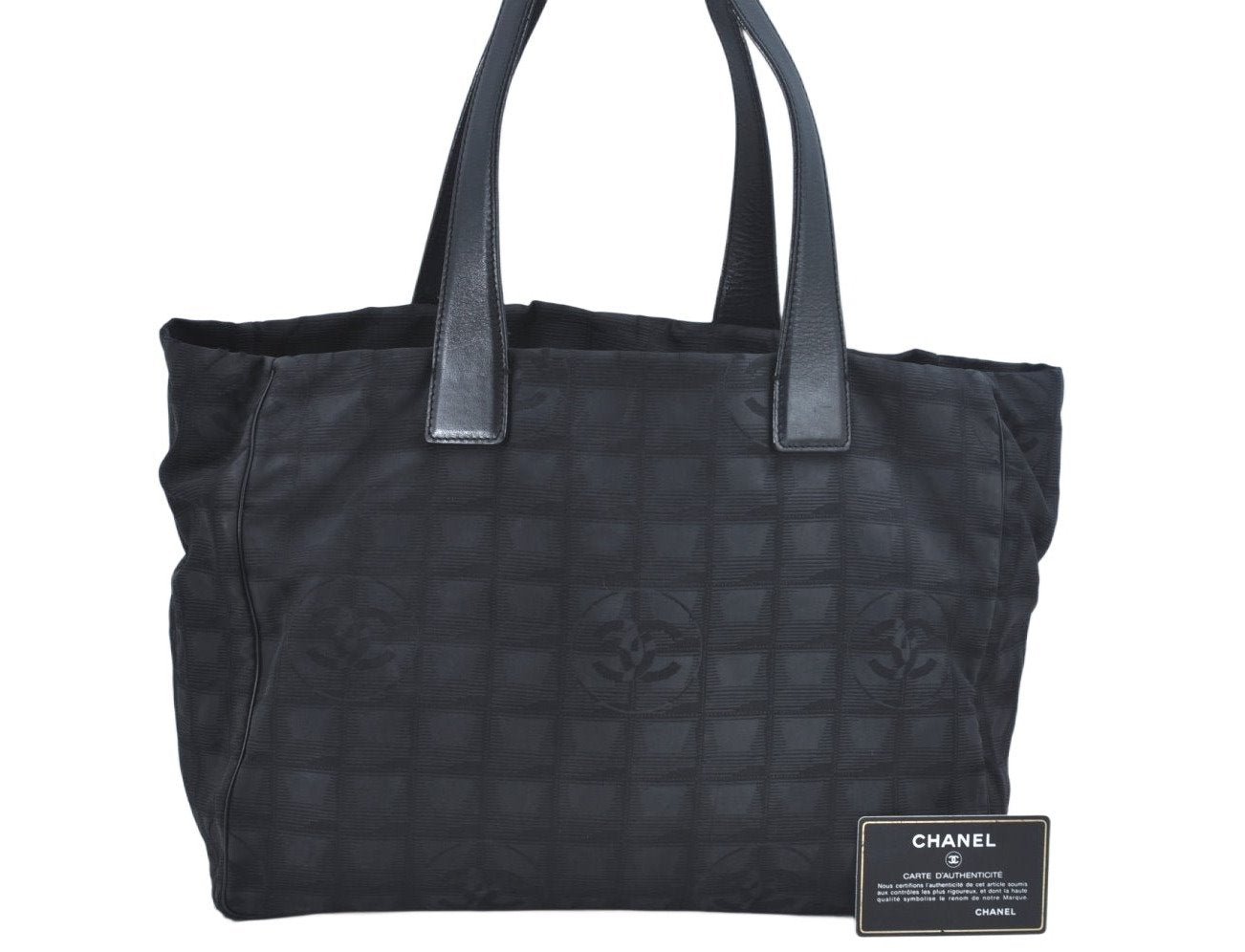 Authentic CHANEL New Travel Line Shoulder Tote Bag Black L0608